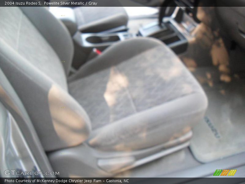 Powellite Silver Metallic / Gray 2004 Isuzu Rodeo S