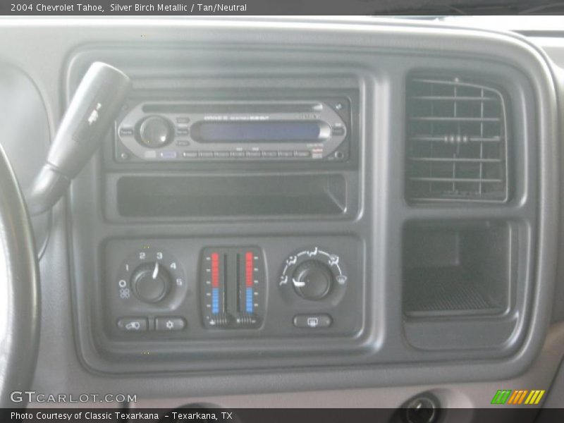 Silver Birch Metallic / Tan/Neutral 2004 Chevrolet Tahoe