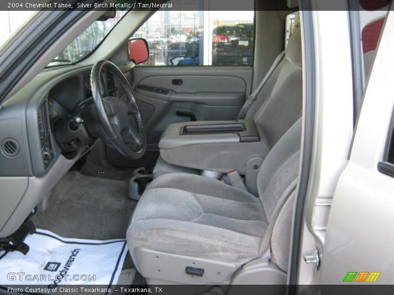 Silver Birch Metallic / Tan/Neutral 2004 Chevrolet Tahoe