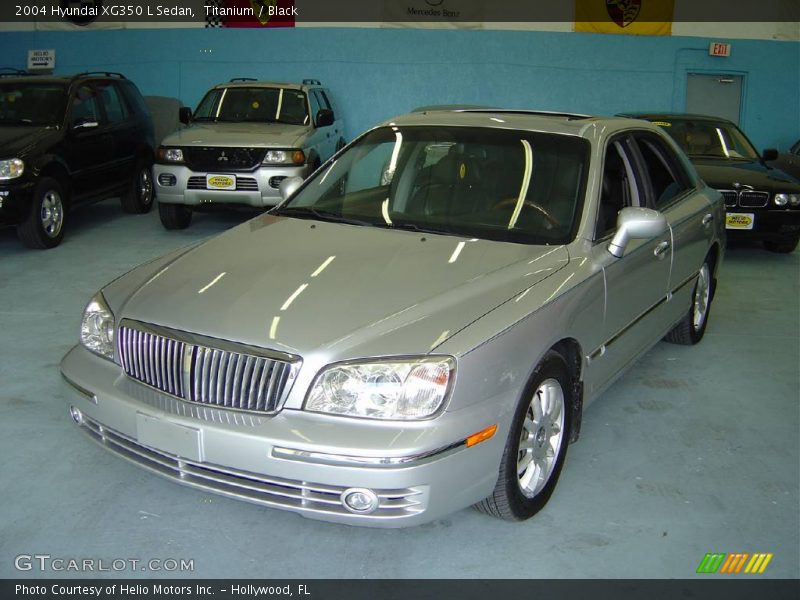 Titanium / Black 2004 Hyundai XG350 L Sedan