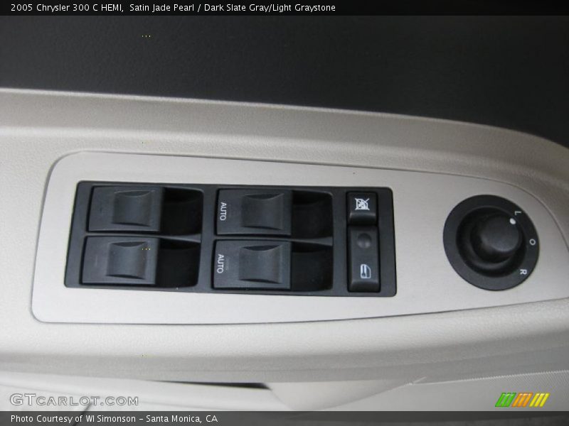 Satin Jade Pearl / Dark Slate Gray/Light Graystone 2005 Chrysler 300 C HEMI