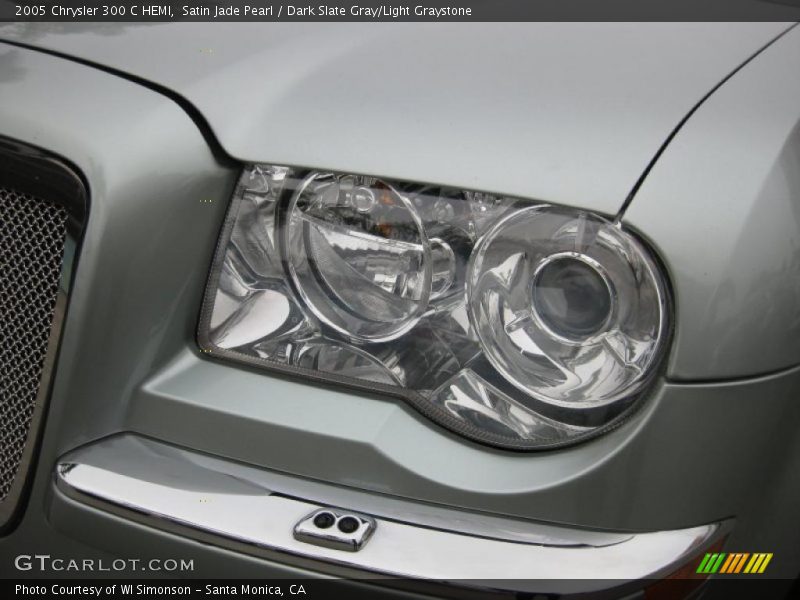 Satin Jade Pearl / Dark Slate Gray/Light Graystone 2005 Chrysler 300 C HEMI