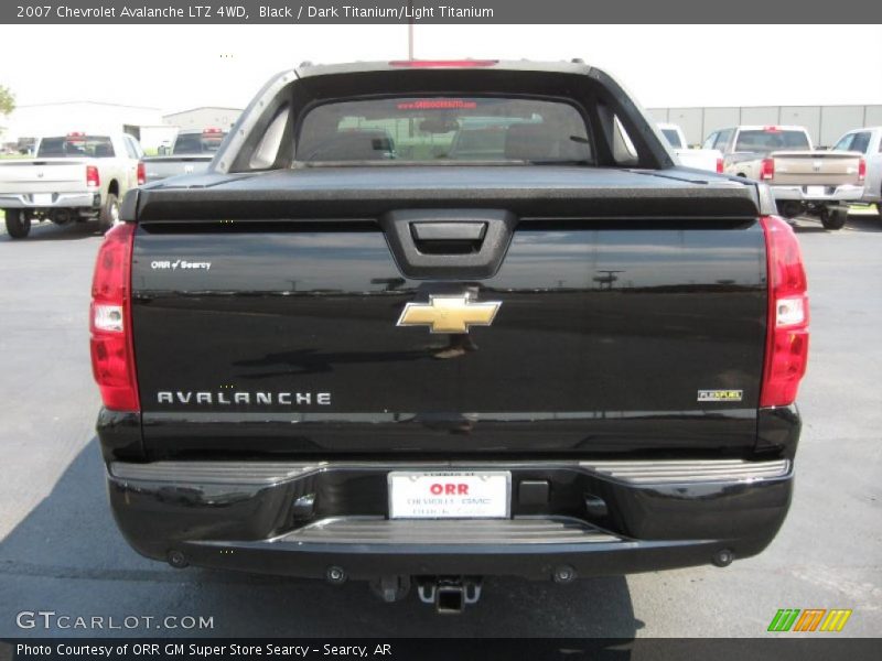 Black / Dark Titanium/Light Titanium 2007 Chevrolet Avalanche LTZ 4WD