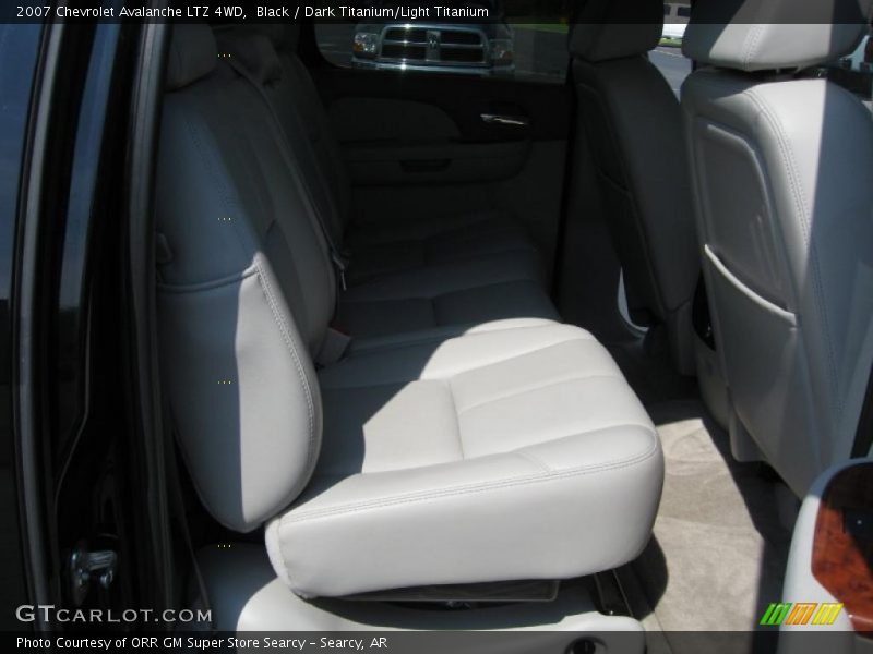 Black / Dark Titanium/Light Titanium 2007 Chevrolet Avalanche LTZ 4WD