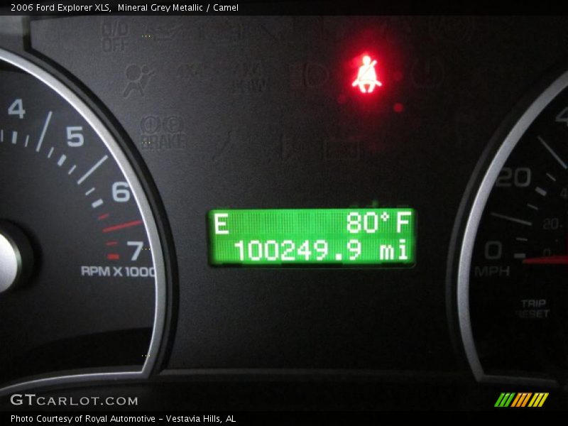 Mineral Grey Metallic / Camel 2006 Ford Explorer XLS