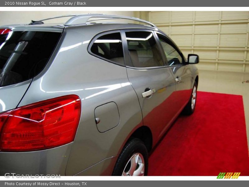 Gotham Gray / Black 2010 Nissan Rogue SL
