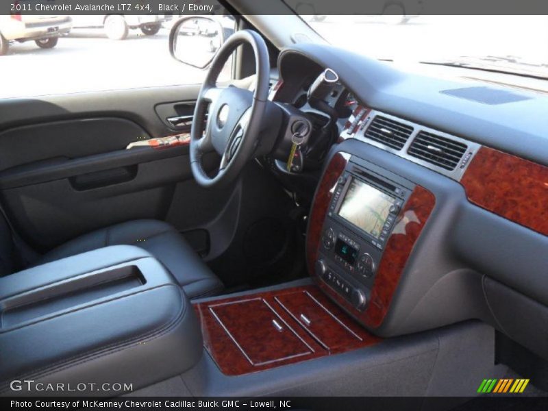 Black / Ebony 2011 Chevrolet Avalanche LTZ 4x4