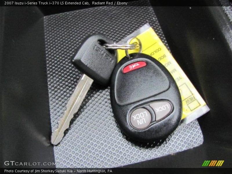 Radiant Red / Ebony 2007 Isuzu i-Series Truck i-370 LS Extended Cab