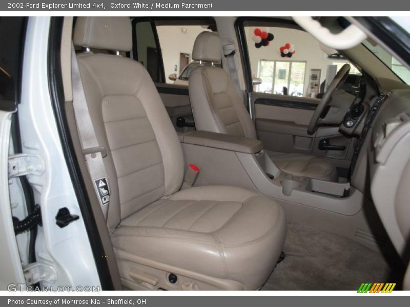 Oxford White / Medium Parchment 2002 Ford Explorer Limited 4x4