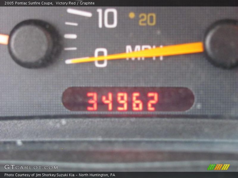 Victory Red / Graphite 2005 Pontiac Sunfire Coupe