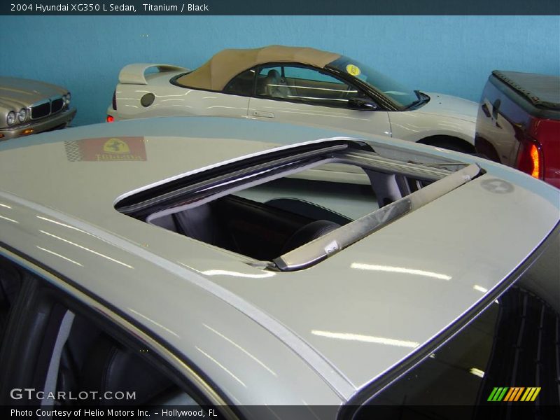 Titanium / Black 2004 Hyundai XG350 L Sedan