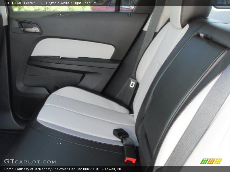 Olympic White / Light Titanium 2011 GMC Terrain SLT