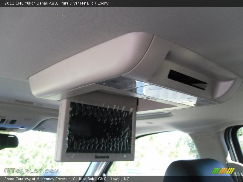 Pure Silver Metallic / Ebony 2011 GMC Yukon Denali AWD