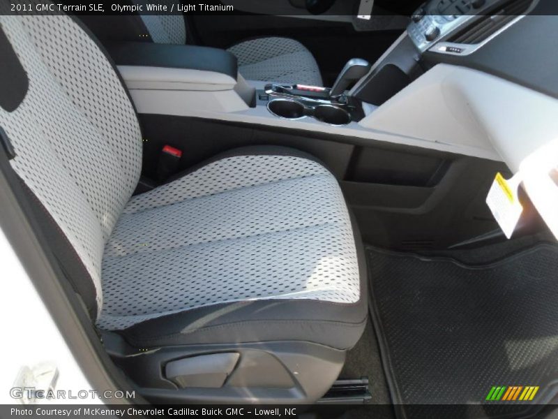 Olympic White / Light Titanium 2011 GMC Terrain SLE