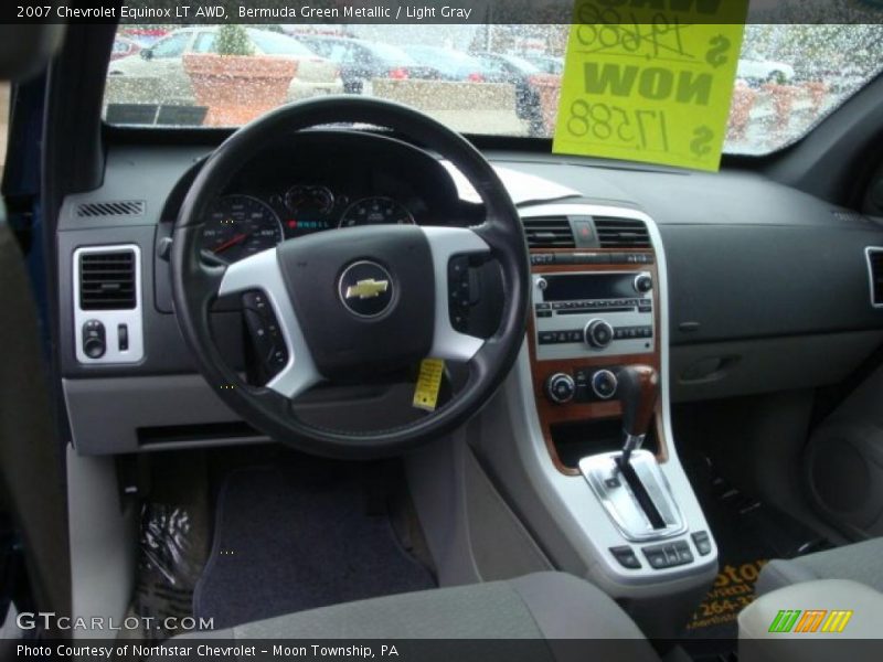 Bermuda Green Metallic / Light Gray 2007 Chevrolet Equinox LT AWD