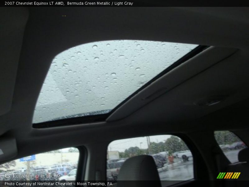 Bermuda Green Metallic / Light Gray 2007 Chevrolet Equinox LT AWD