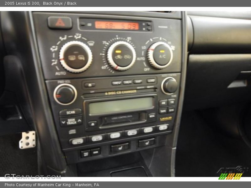 Black Onyx / Black 2005 Lexus IS 300