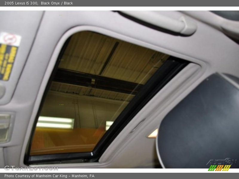Black Onyx / Black 2005 Lexus IS 300