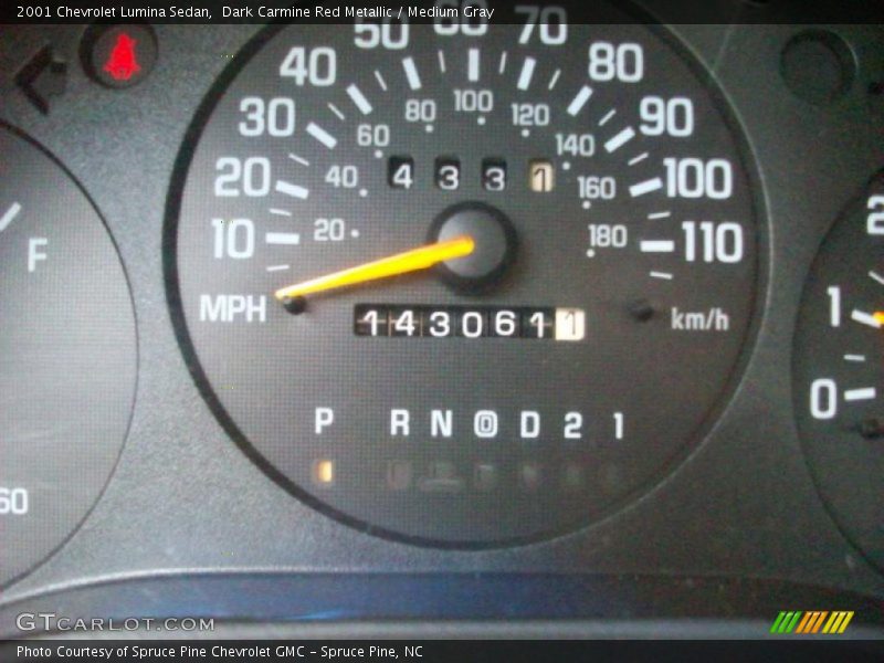 Dark Carmine Red Metallic / Medium Gray 2001 Chevrolet Lumina Sedan