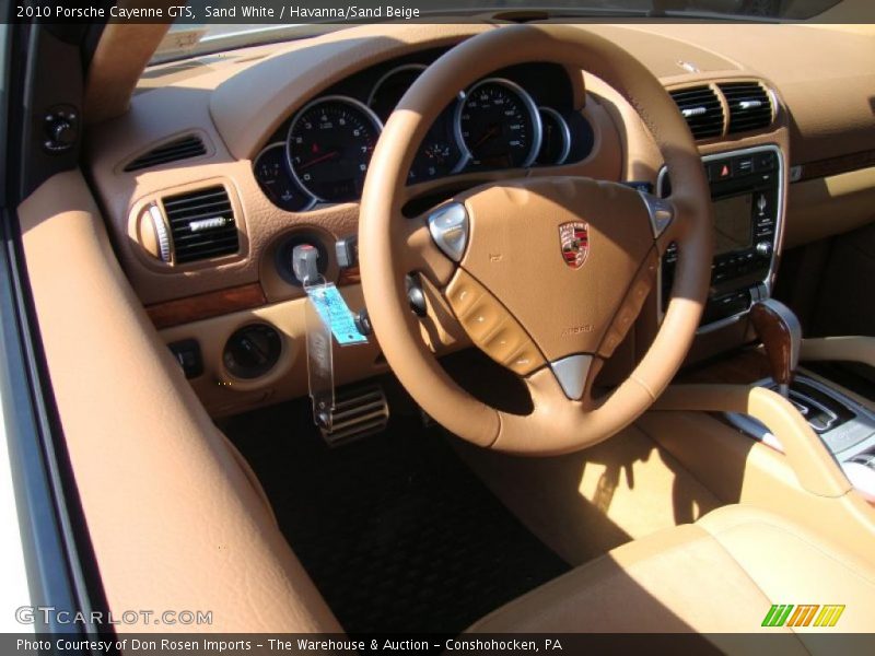 Sand White / Havanna/Sand Beige 2010 Porsche Cayenne GTS