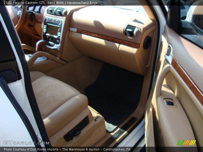 Sand White / Havanna/Sand Beige 2010 Porsche Cayenne GTS