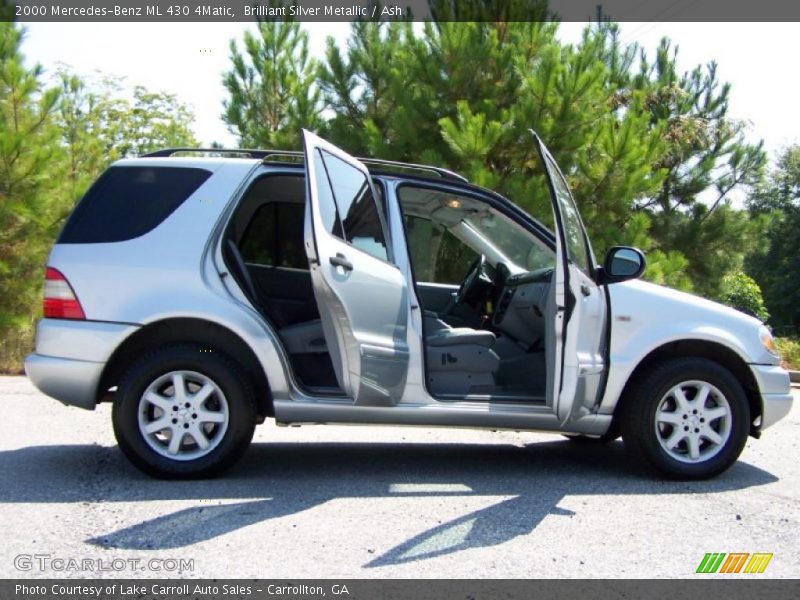 Brilliant Silver Metallic / Ash 2000 Mercedes-Benz ML 430 4Matic