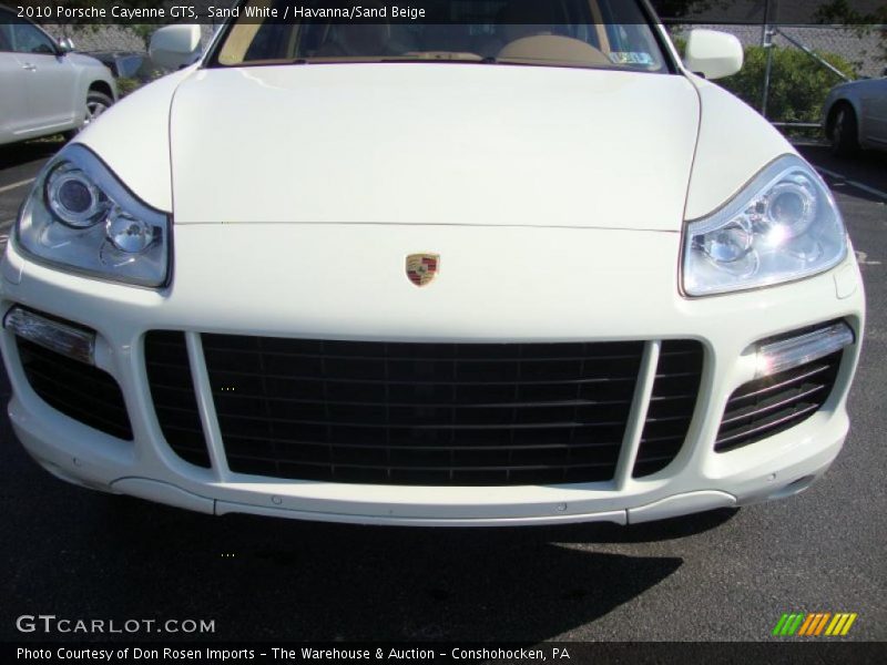 Sand White / Havanna/Sand Beige 2010 Porsche Cayenne GTS