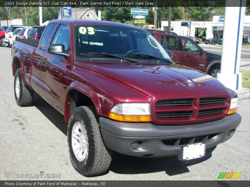 Dark Garnet Red Pearl / Dark Slate Gray 2003 Dodge Dakota SXT Club Cab 4x4