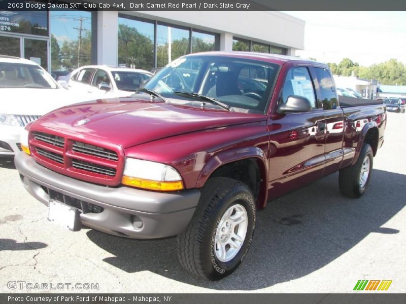 Dark Garnet Red Pearl / Dark Slate Gray 2003 Dodge Dakota SXT Club Cab 4x4