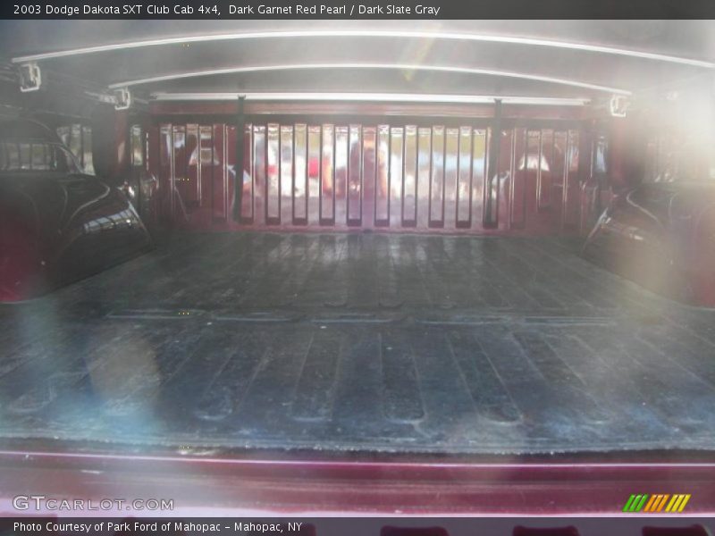 Dark Garnet Red Pearl / Dark Slate Gray 2003 Dodge Dakota SXT Club Cab 4x4