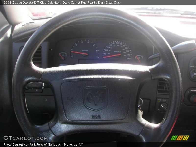 Dark Garnet Red Pearl / Dark Slate Gray 2003 Dodge Dakota SXT Club Cab 4x4