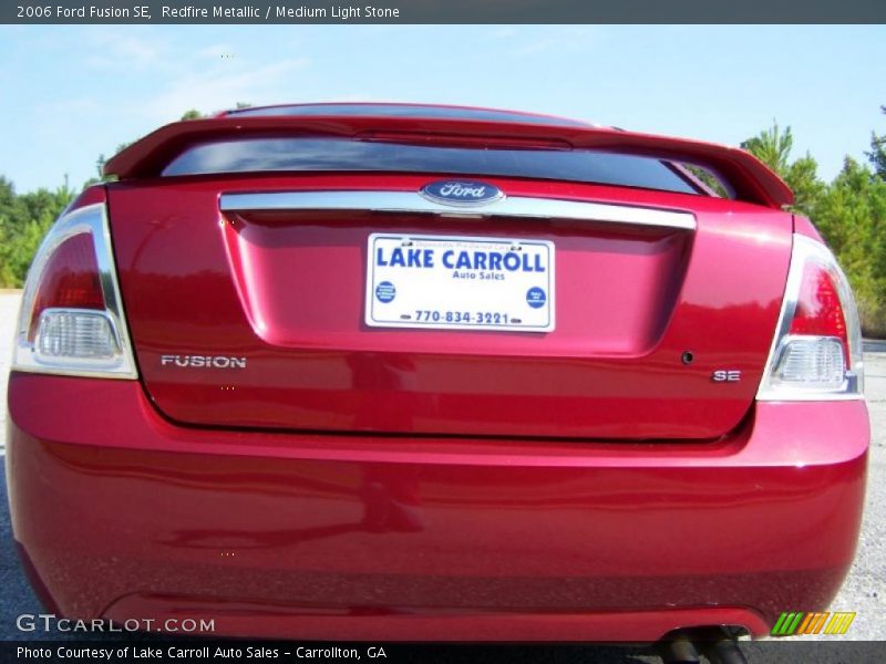 Redfire Metallic / Medium Light Stone 2006 Ford Fusion SE