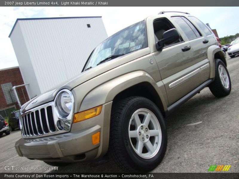 Light Khaki Metallic / Khaki 2007 Jeep Liberty Limited 4x4