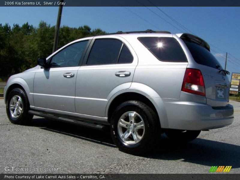 Silver / Gray 2006 Kia Sorento LX