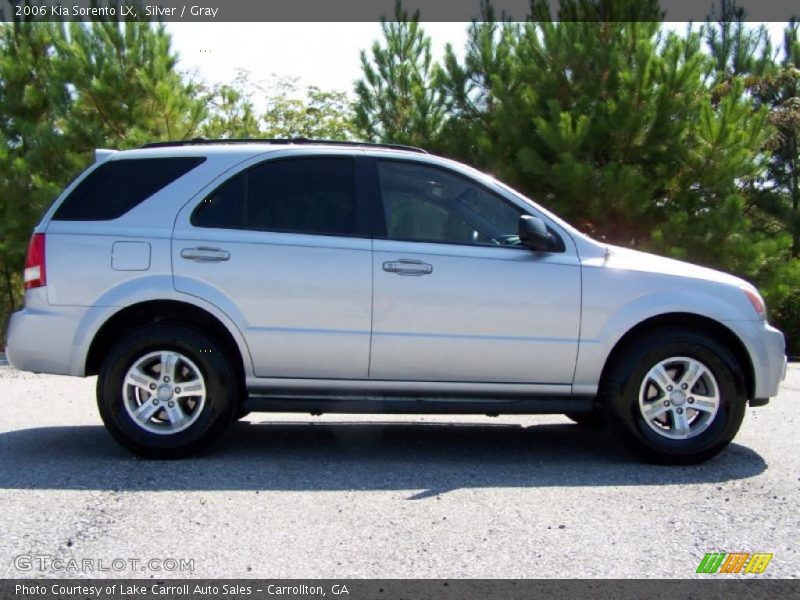 Silver / Gray 2006 Kia Sorento LX