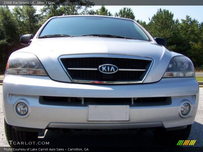 Silver / Gray 2006 Kia Sorento LX