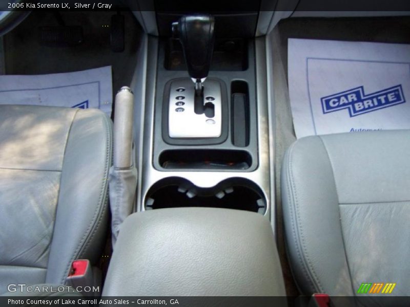 Silver / Gray 2006 Kia Sorento LX