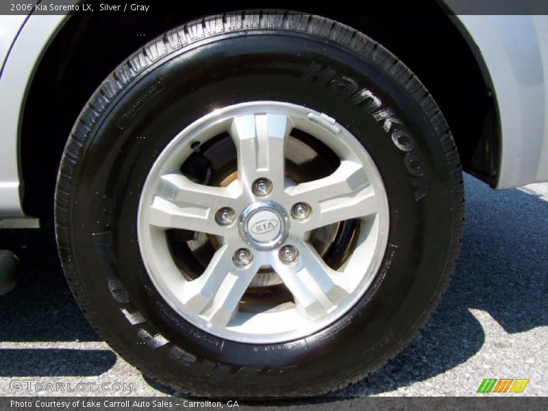 Silver / Gray 2006 Kia Sorento LX