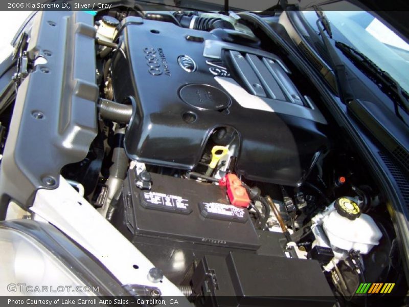 Silver / Gray 2006 Kia Sorento LX