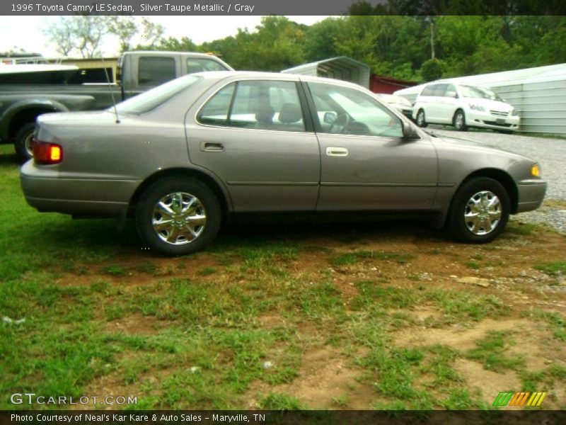 Silver Taupe Metallic / Gray 1996 Toyota Camry LE Sedan