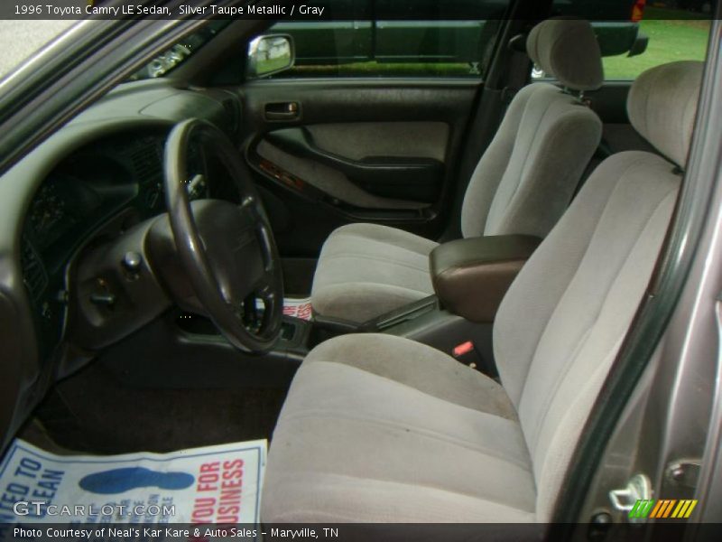 Silver Taupe Metallic / Gray 1996 Toyota Camry LE Sedan