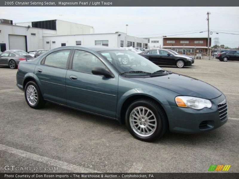 Magnesium Pearl / Light Taupe 2005 Chrysler Sebring Sedan