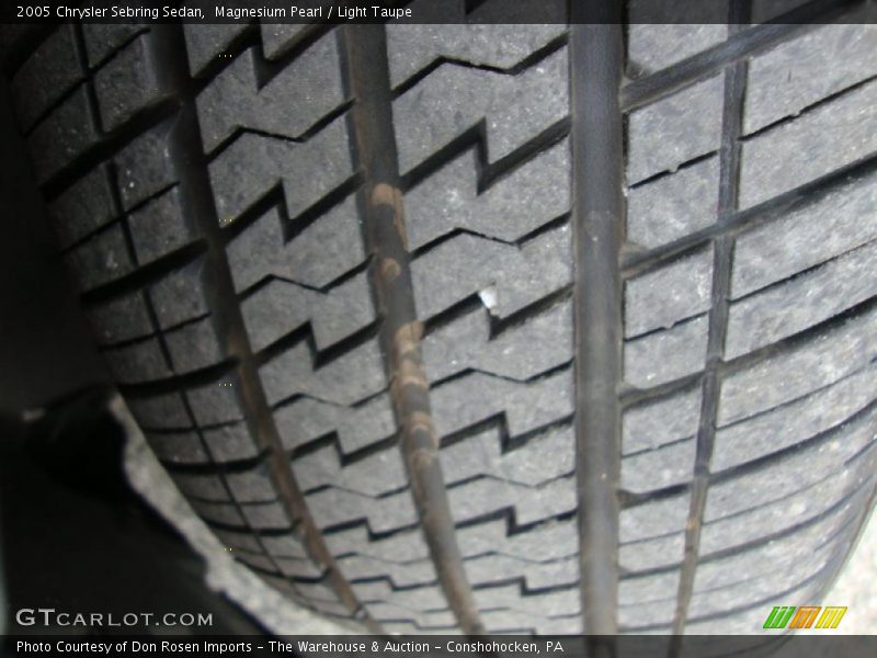 Magnesium Pearl / Light Taupe 2005 Chrysler Sebring Sedan