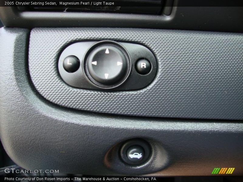 Magnesium Pearl / Light Taupe 2005 Chrysler Sebring Sedan