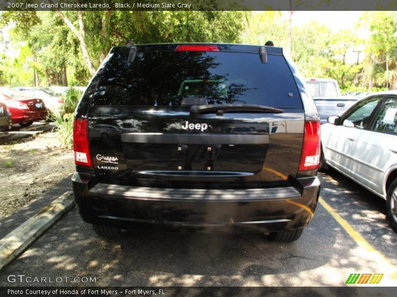 Black / Medium Slate Gray 2007 Jeep Grand Cherokee Laredo