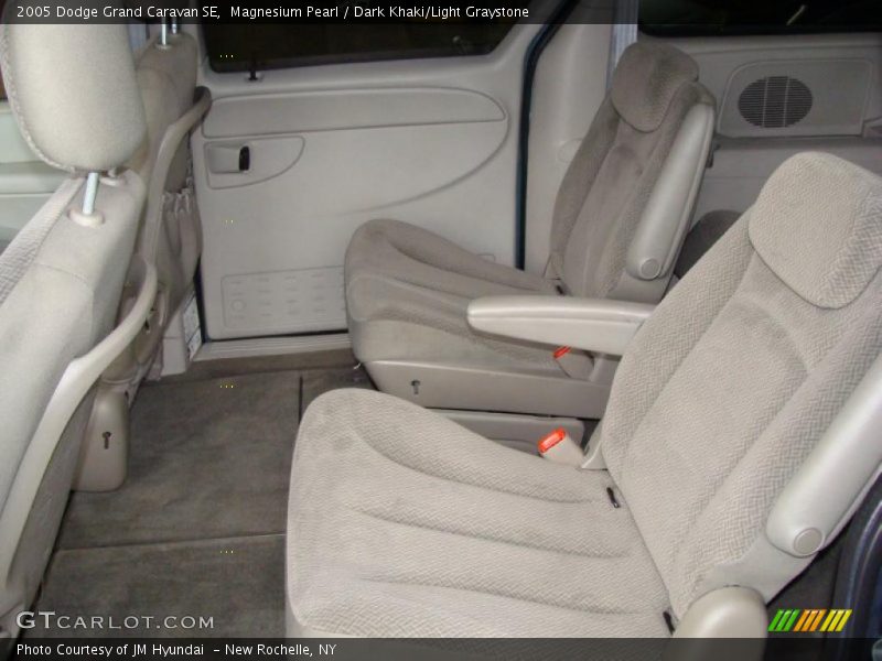 Magnesium Pearl / Dark Khaki/Light Graystone 2005 Dodge Grand Caravan SE