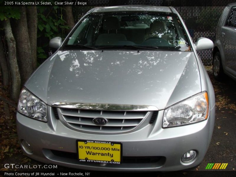 Clear Silver / Beige 2005 Kia Spectra LX Sedan
