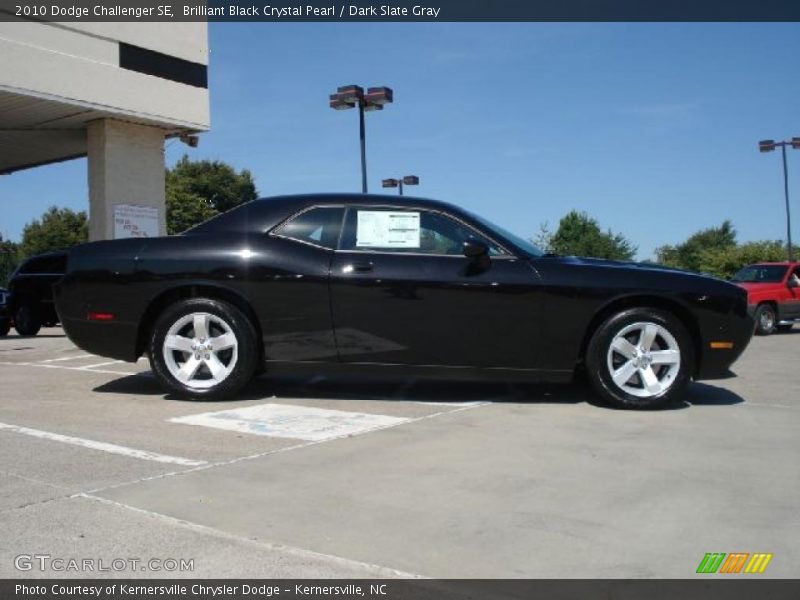 Brilliant Black Crystal Pearl / Dark Slate Gray 2010 Dodge Challenger SE