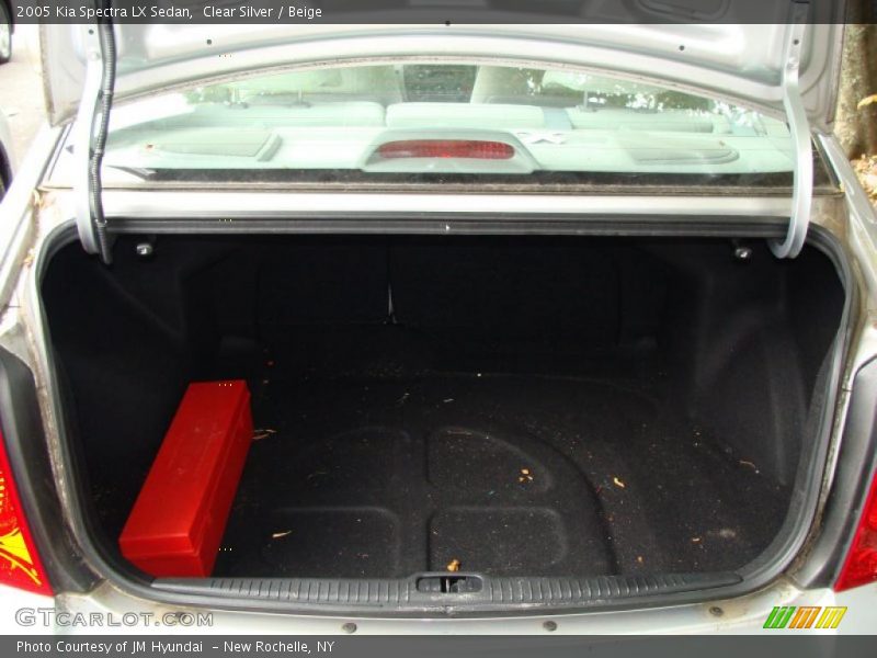 Clear Silver / Beige 2005 Kia Spectra LX Sedan