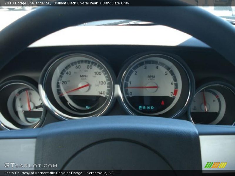 Brilliant Black Crystal Pearl / Dark Slate Gray 2010 Dodge Challenger SE